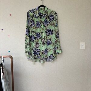 Alice + Olivia 100% Silk Willa Floral Button-Down Shirt